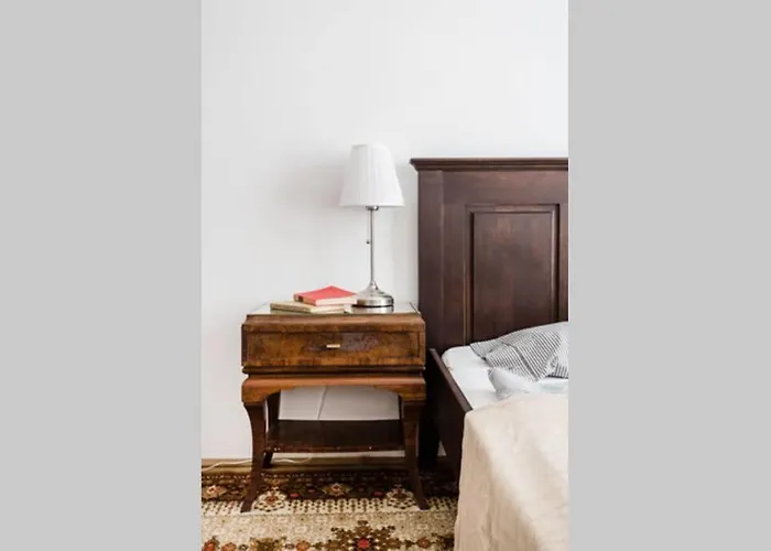Central Budapest Apartment In Historical Building With Free Private Parking
